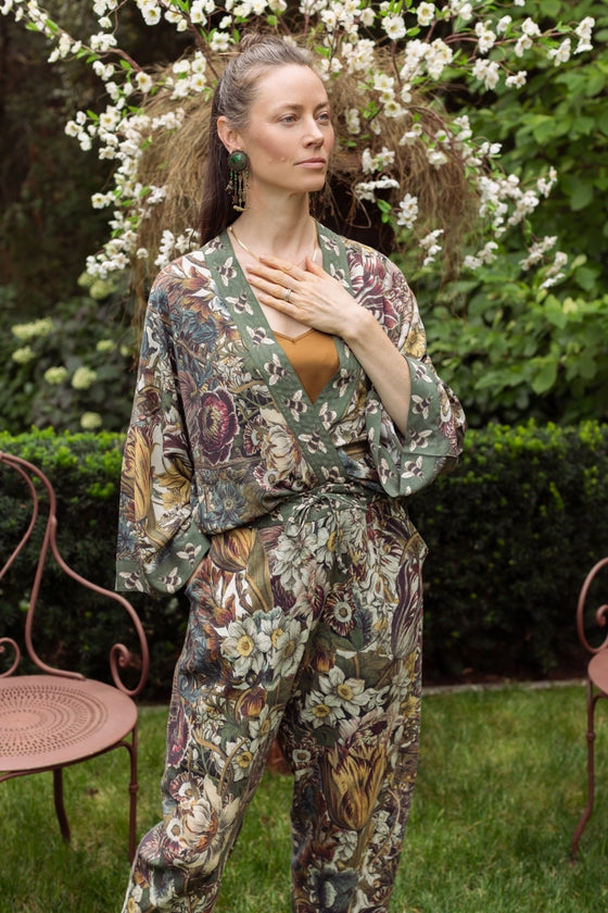 Love Grows Wild Floral Bamboo Cropped Kimono with Bees One Size
