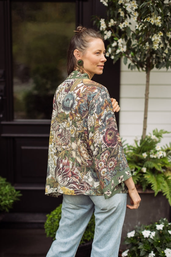 Love Grows Wild Floral Bamboo Cropped Kimono with Bees One Size