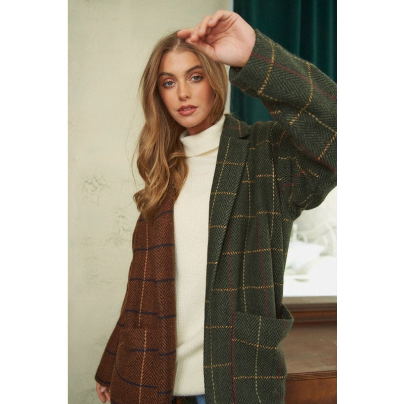 Manteau long à carreaux bicolores marron et olive