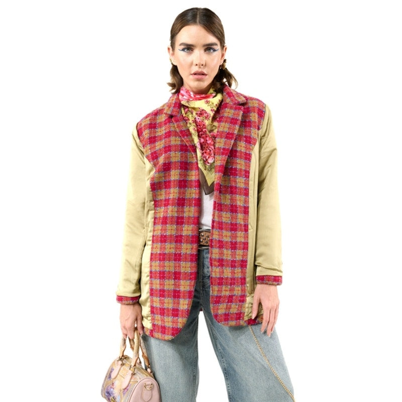 Chaqueta blazer Aratta con forro de bouclé de coco y camello fucsia