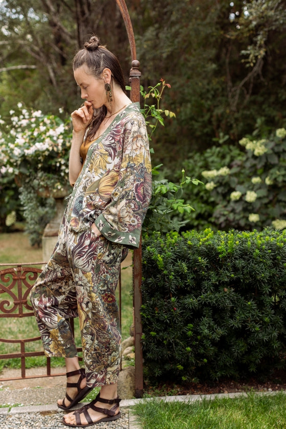 Love Grows Wild Floral Bamboo Cropped Kimono with Bees One Size