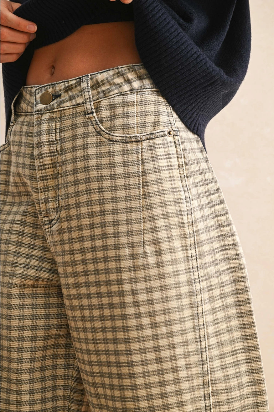 Mini Checker Pattern Barrel Pants