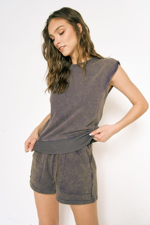 Ensemble de détente en tissu éponge délavé (haut et short) – Wild