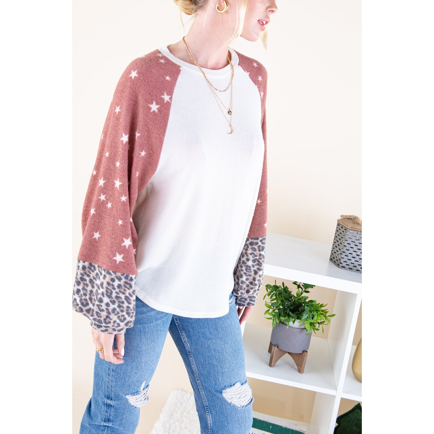 Star & Leopard Print Sleeves Top - Wild Luxe Boutique