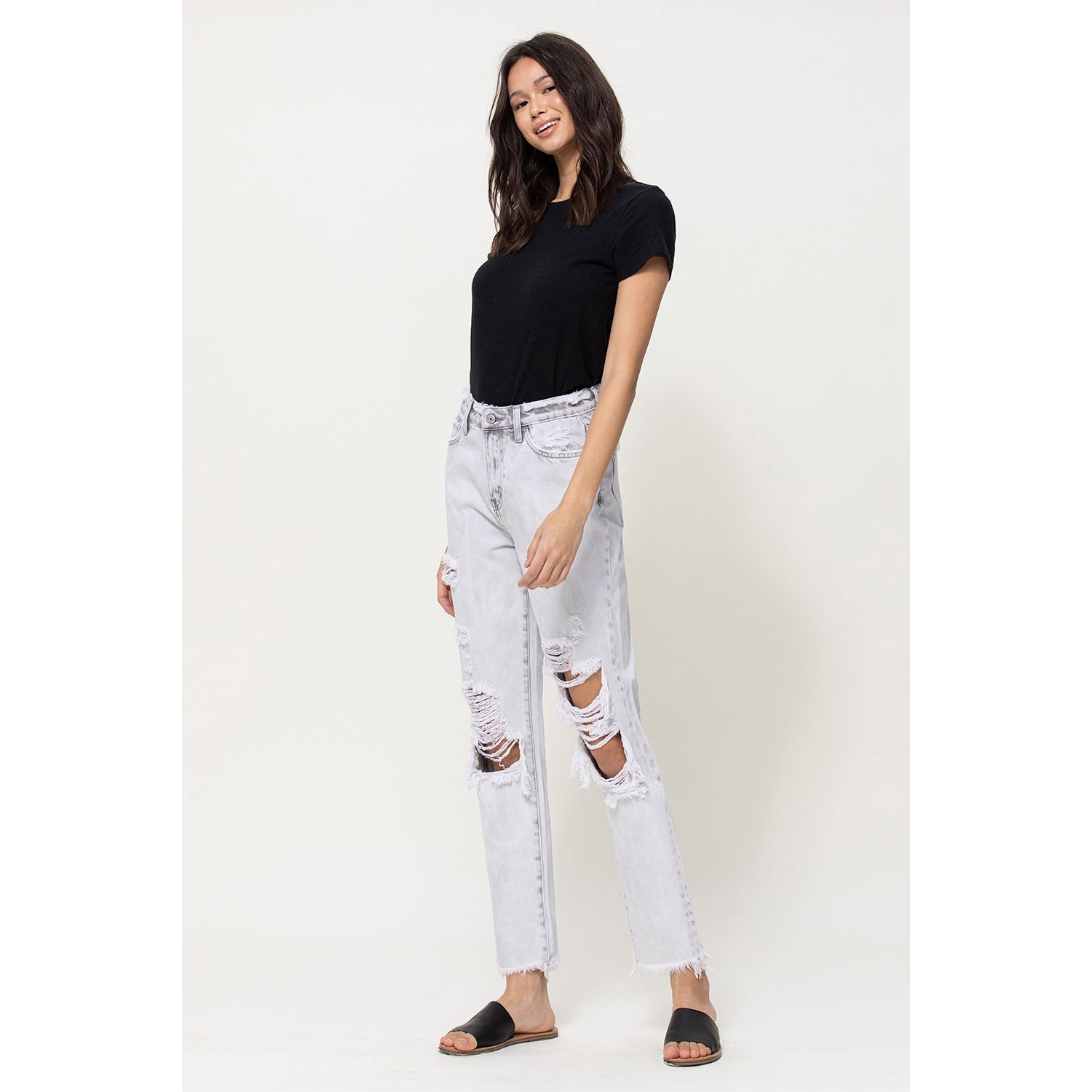 Lyla Distressed Rigid Mom Jeans - Wild Luxe Boutique