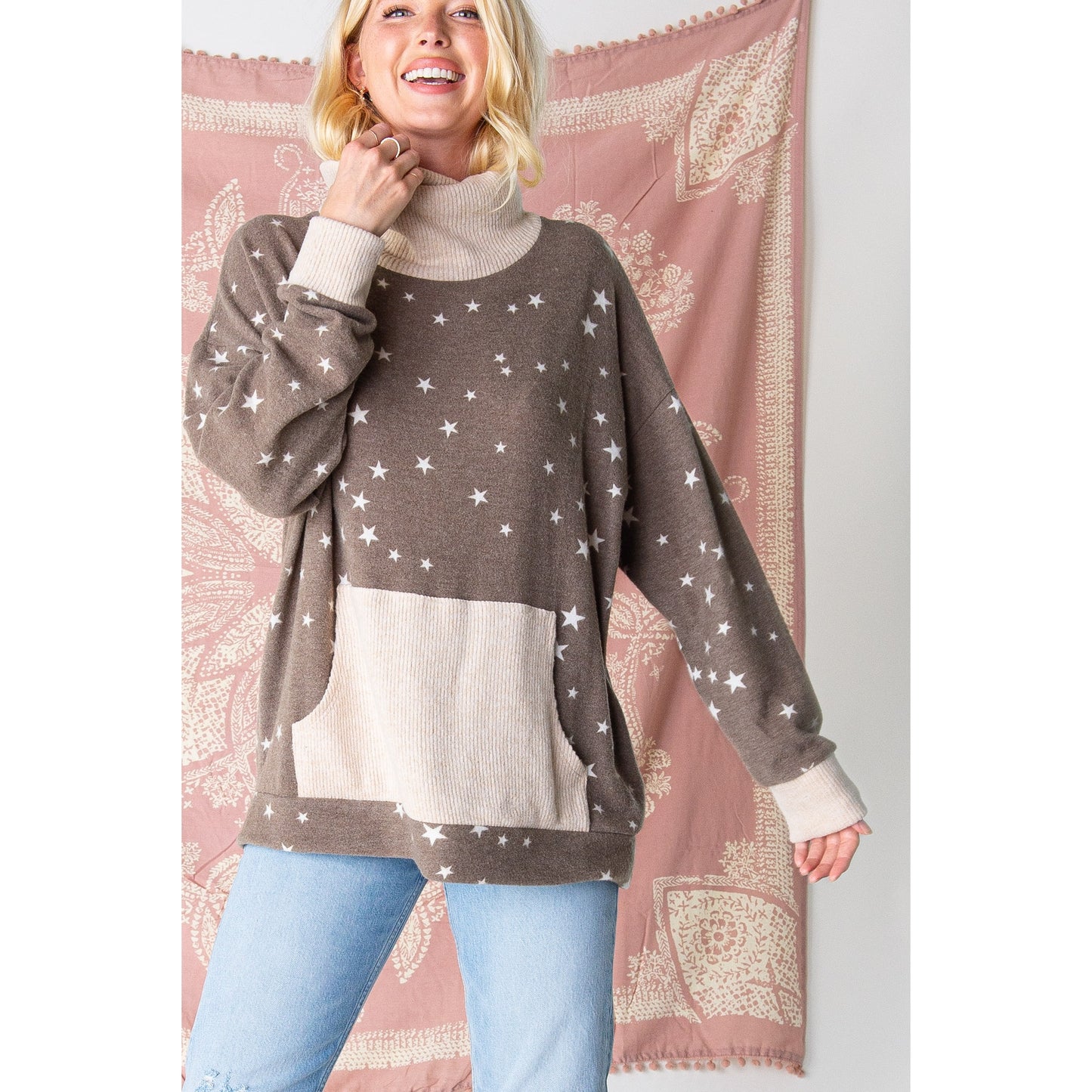 Oversized Star Print Knit Top - Wild Luxe Boutique