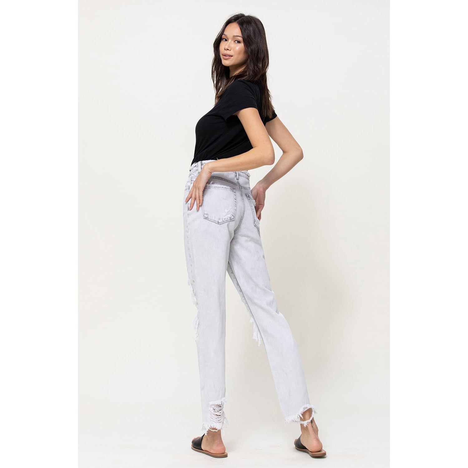 Lyla Distressed Rigid Mom Jeans - Wild Luxe Boutique