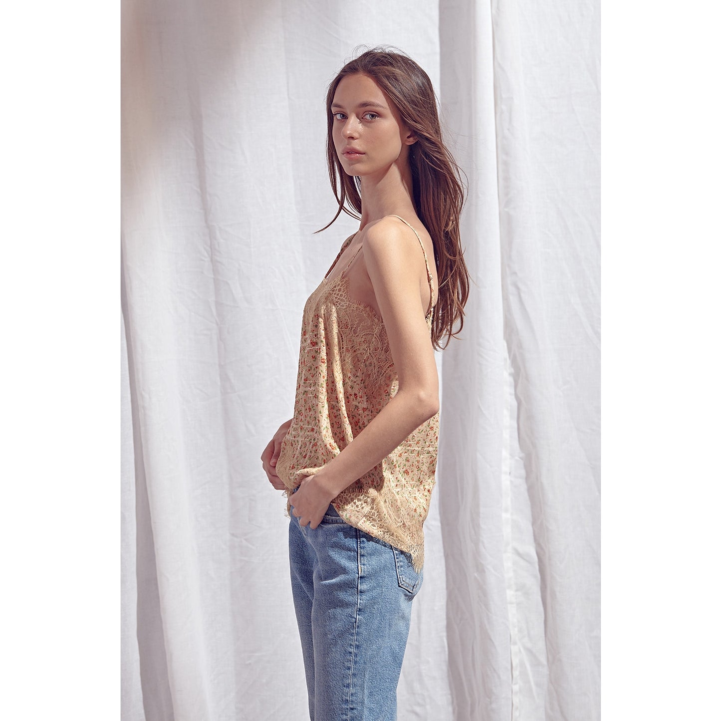 Floral Ditsy Lace Cami Tank Top - Wild Luxe Boutique