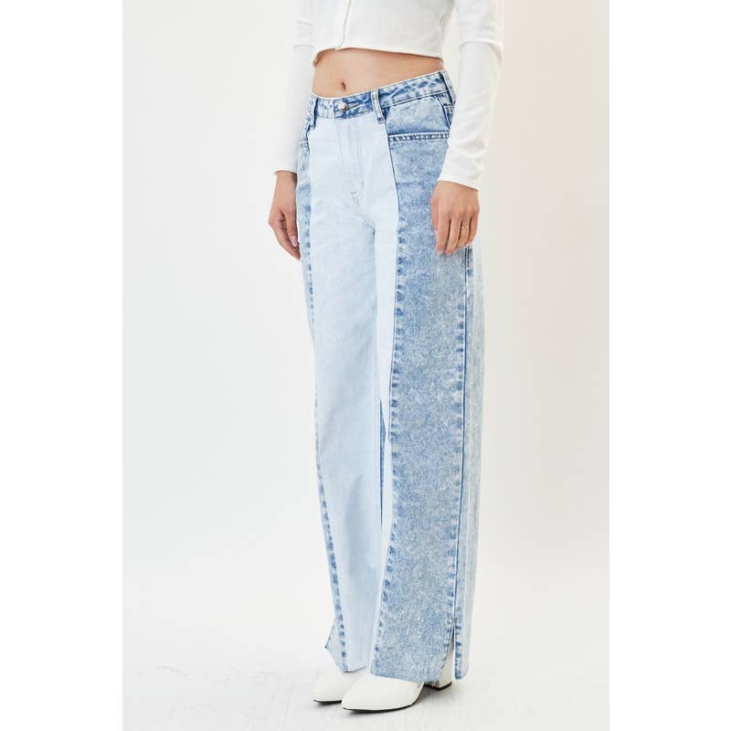 Jean large taille haute délavé à l'acide avec empiècements