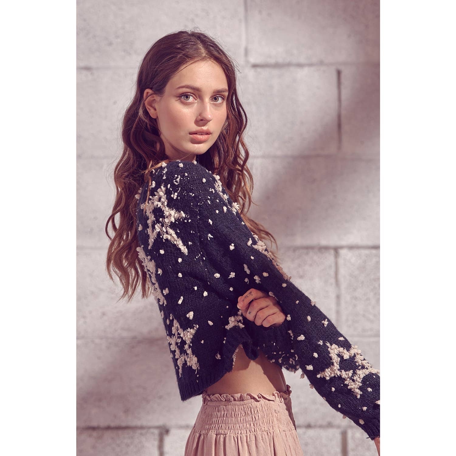 Storia 3D Fuzzy Star Cropped Sweater - Wild Luxe Boutique