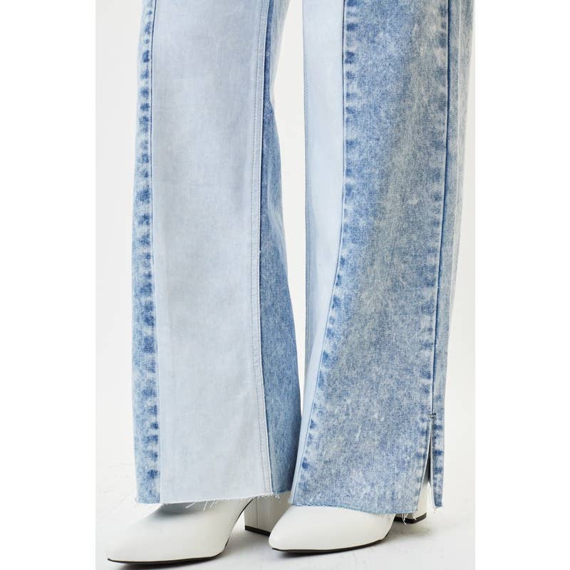 Jean large taille haute délavé à l'acide avec empiècements