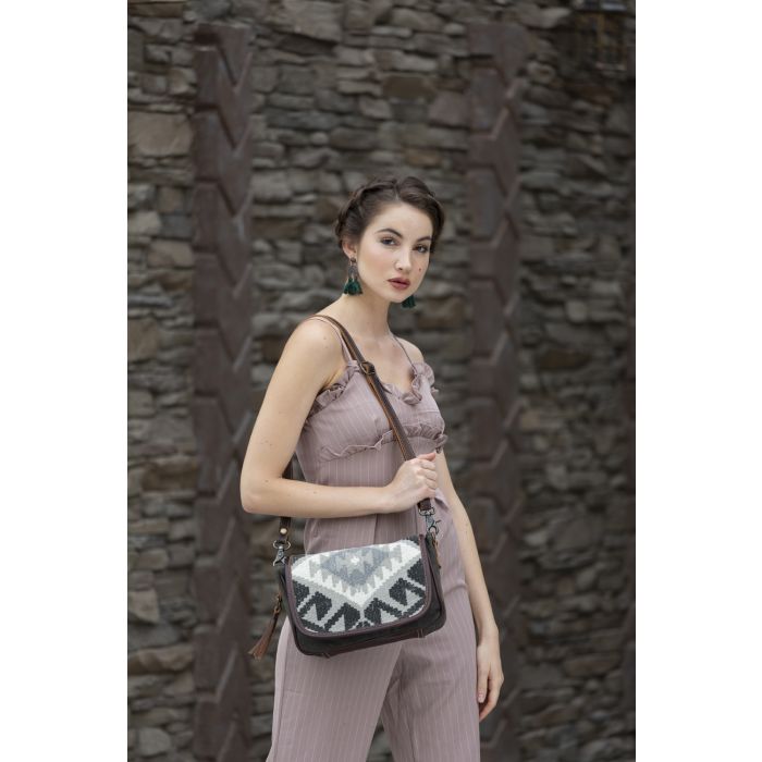 Poise Crossbody Bag - Wild Luxe Boutique