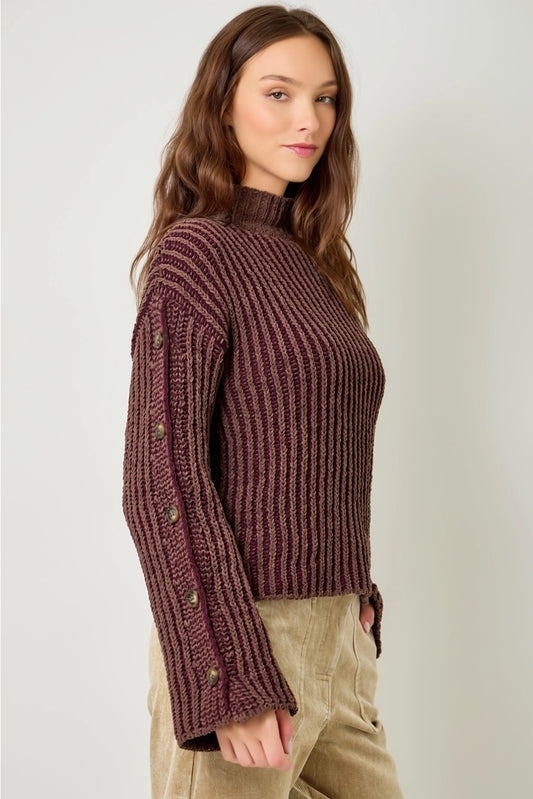 Brick Velvety Two-Tone Sleeve Buttoned Sweater