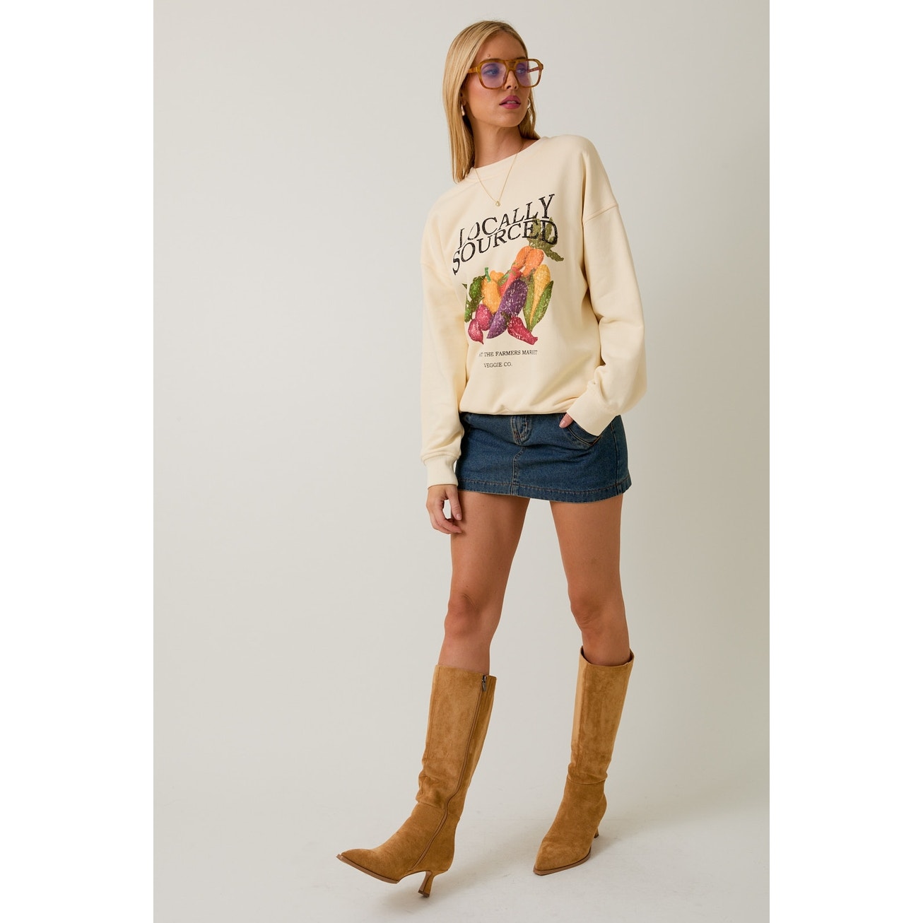 Veggies Graphic Print Crew Sweatshirt