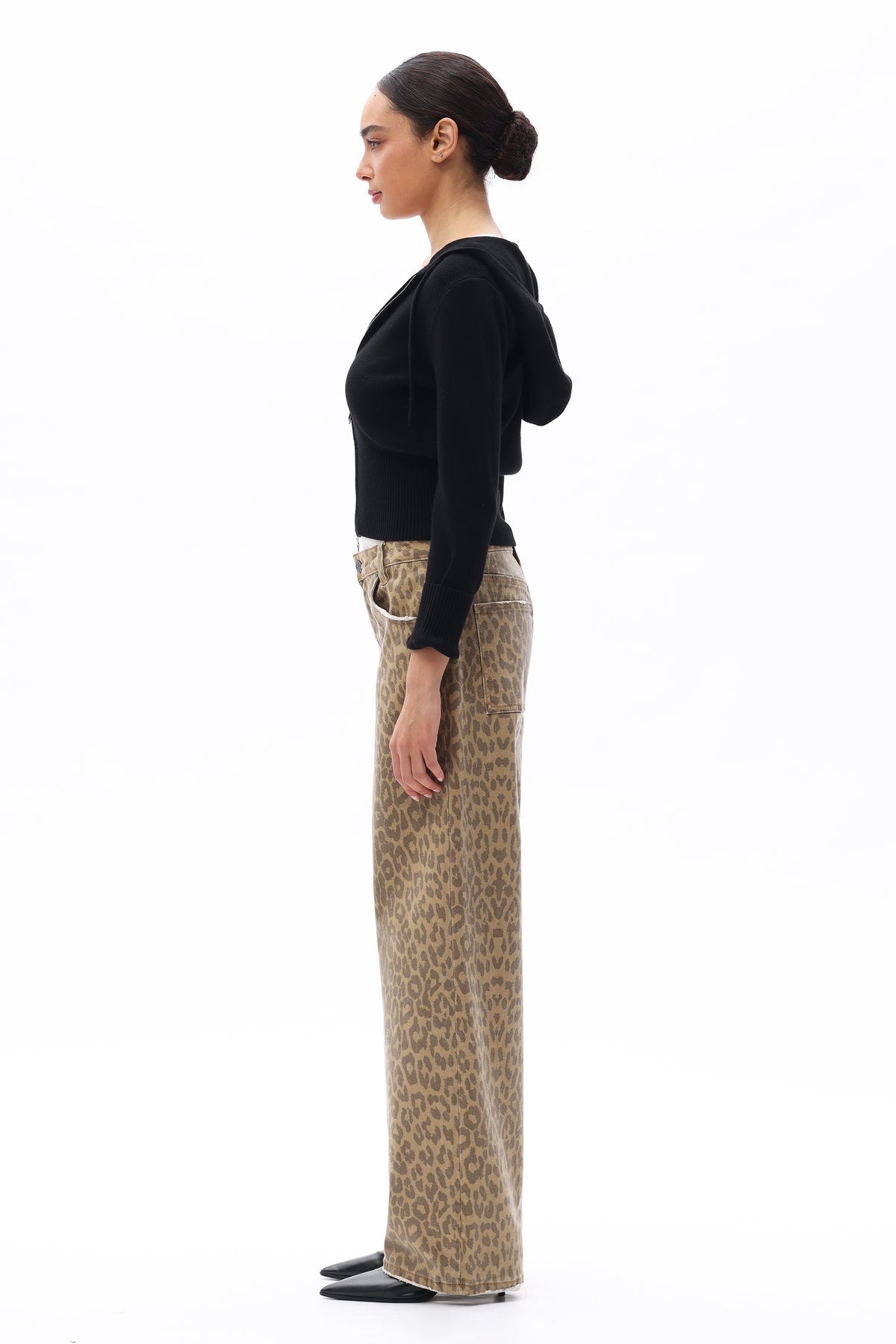Leopard Print Relaxed Straight Jeans