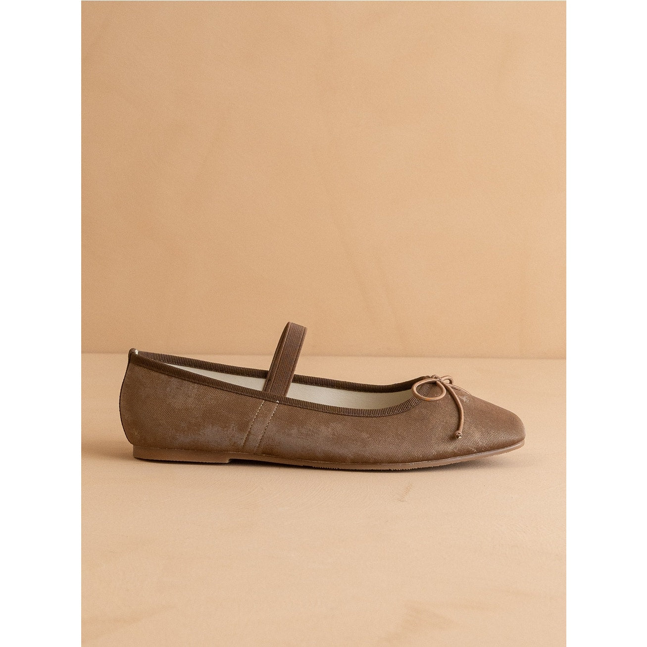 The London Coffee Ballet Pointe Flat