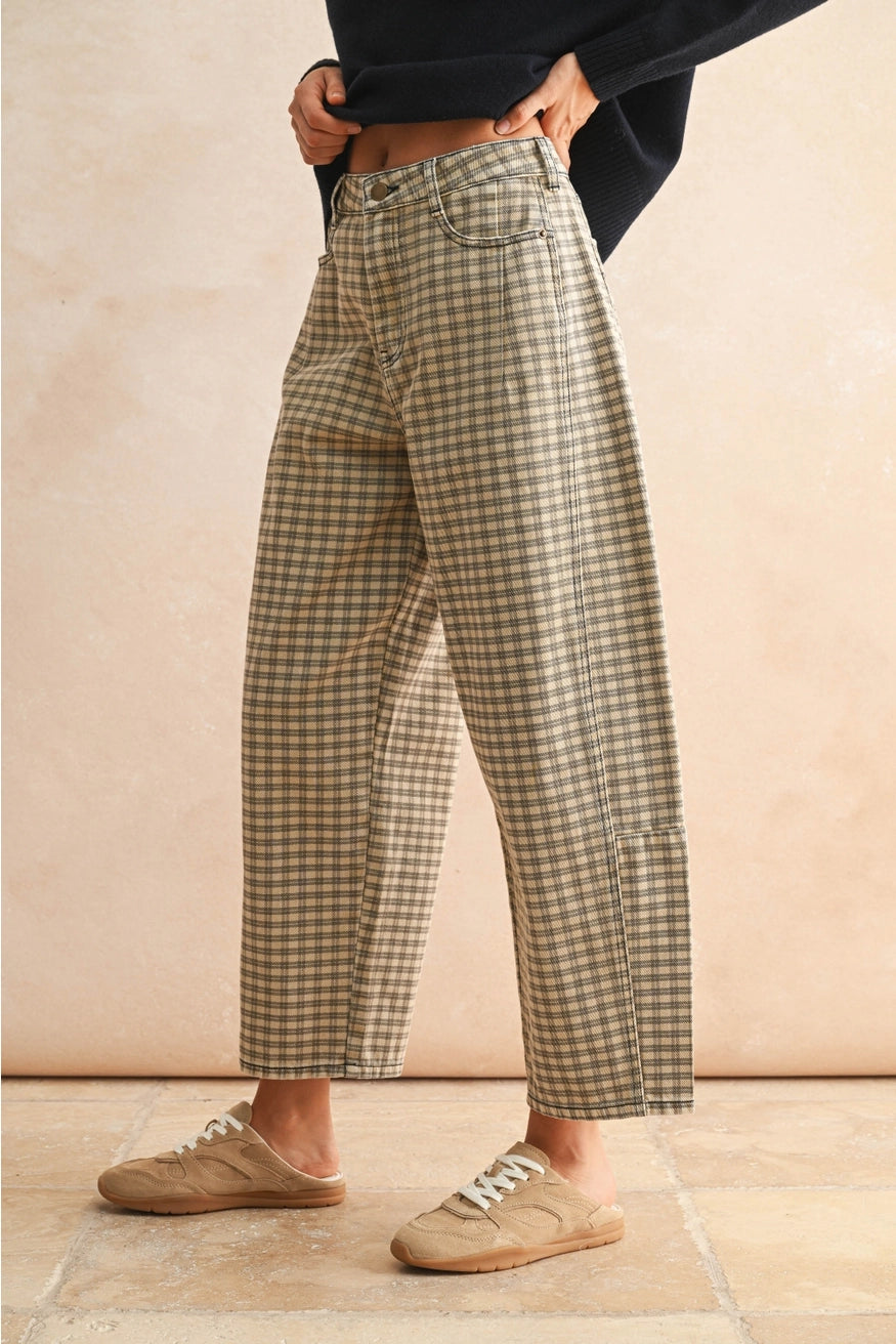 Mini Checker Pattern Barrel Pants