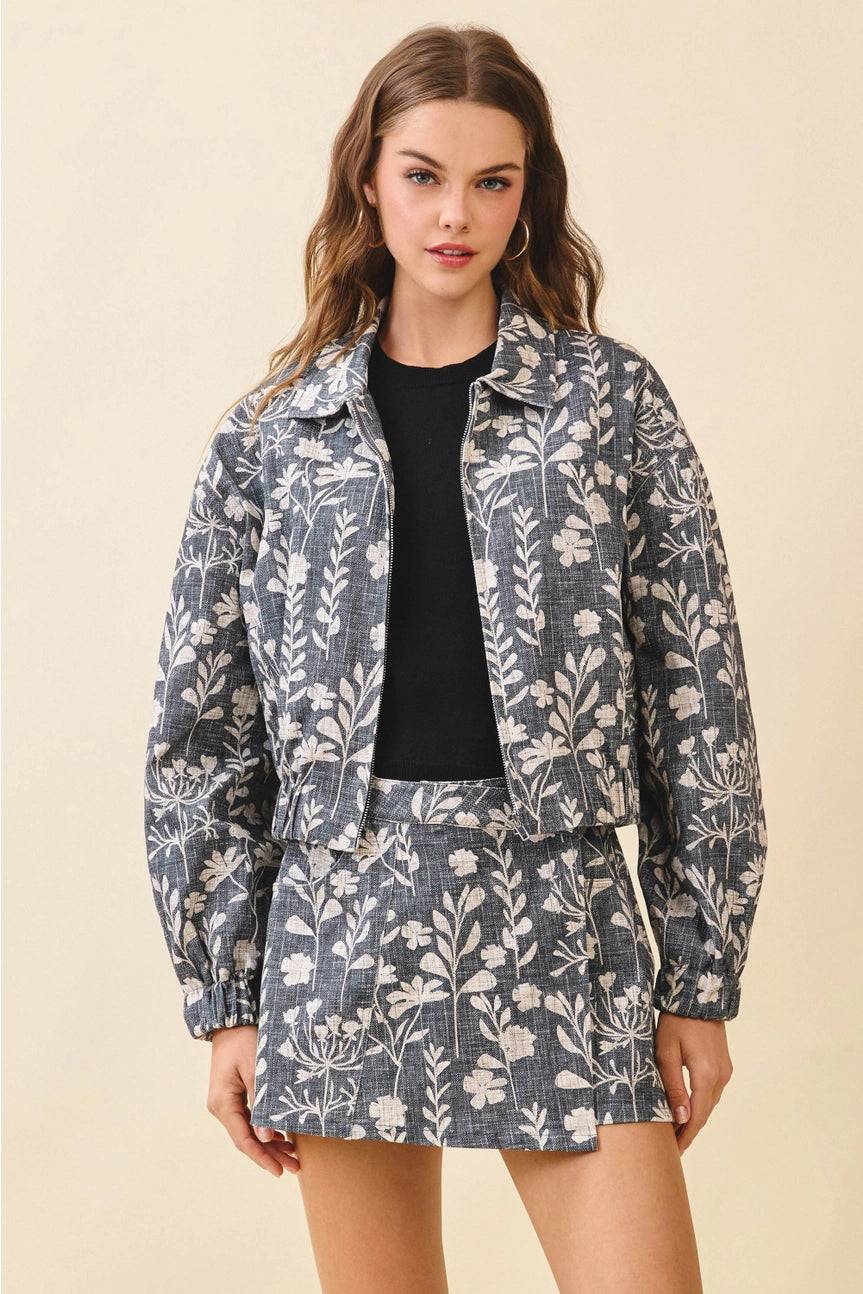 Botanical Print Pointed Collar Cropped Jacket