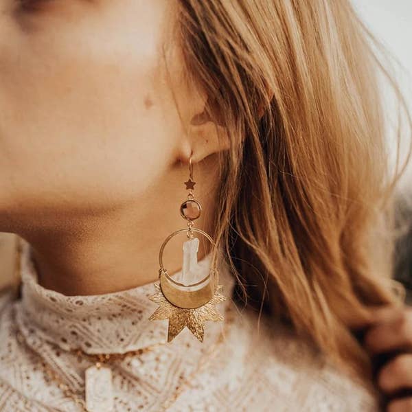 Stay Curious Earrings - Wild Luxe Boutique