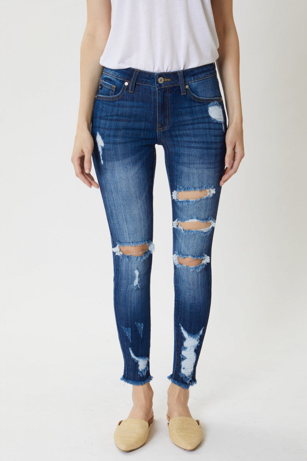 Distressed frayed 2025 skinny jeans